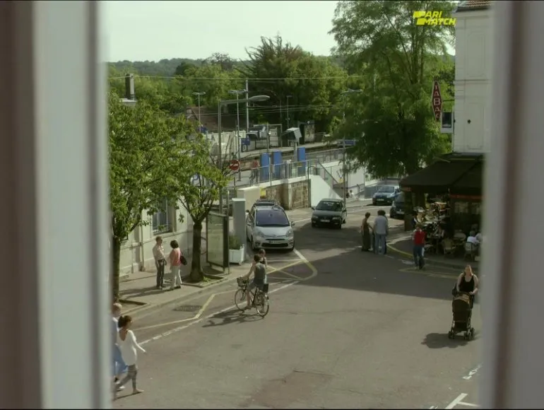 The Blue Room 2014 Hindi Source(1)