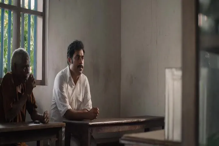 Nagendrans Honeymoons Telugu Movie Watch Online, Download Ibomma One