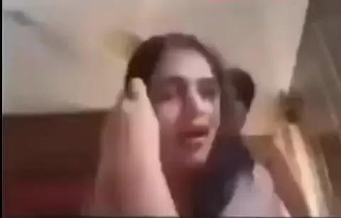 Hot Influencer Varsha Dsouza Video (1)